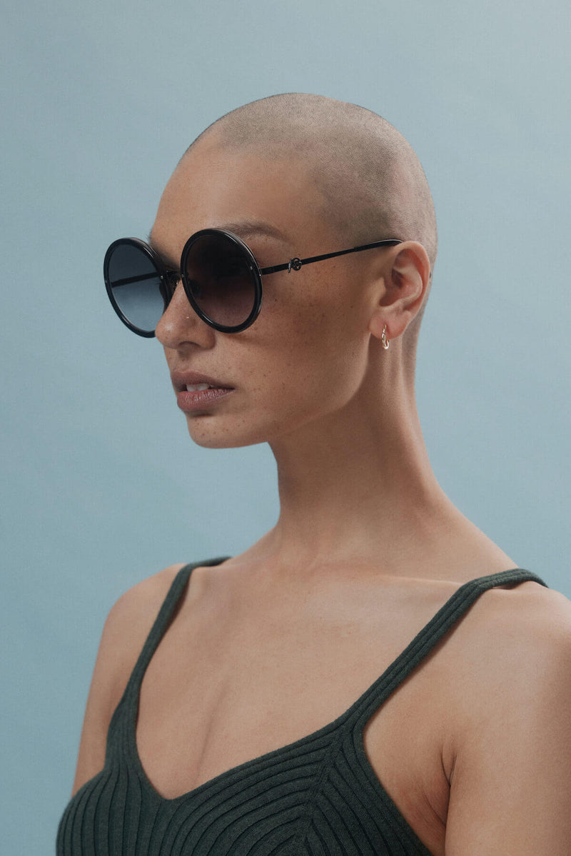 The Chelsea Round Sunglasses in Midnight