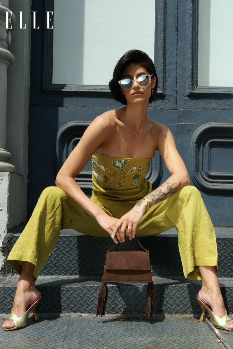 Women_Styled_in_Capri_Panto_Crystal_The_Avantguard_Eyewear