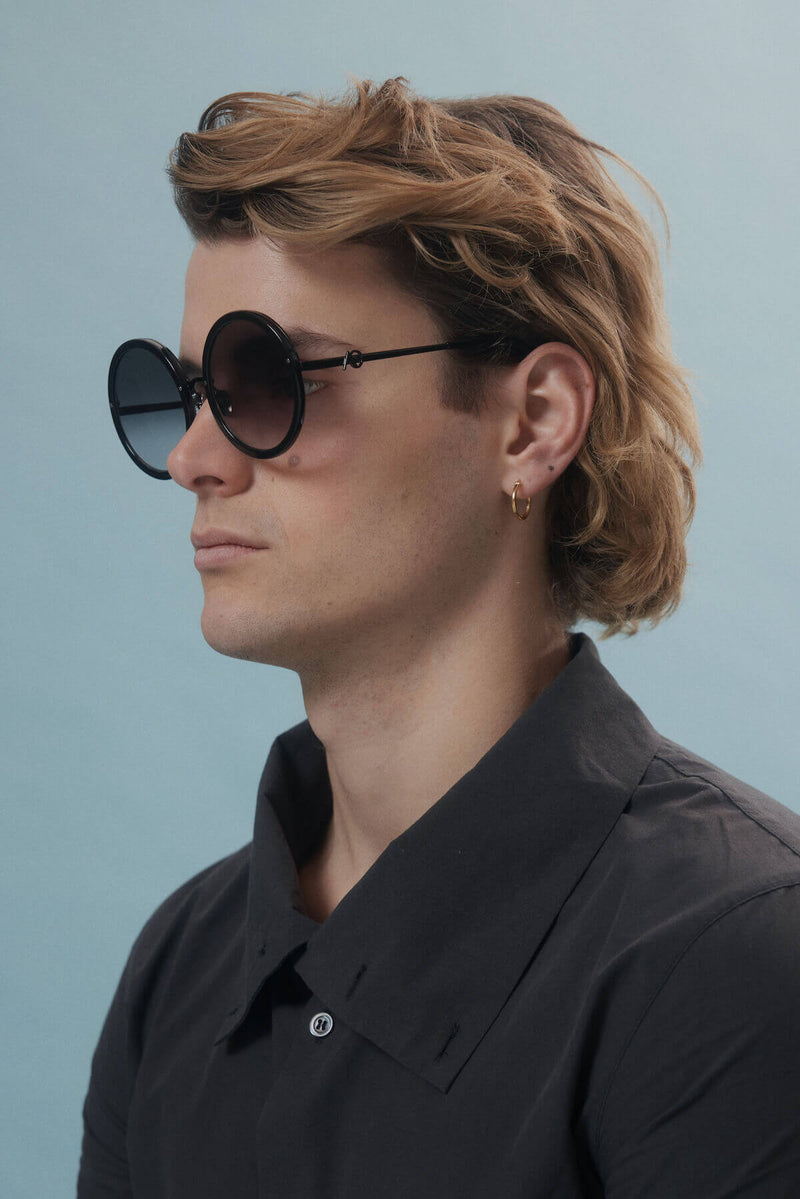The Chelsea Round Sunglasses in Midnight